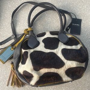 Claudia hand shoulder bag
